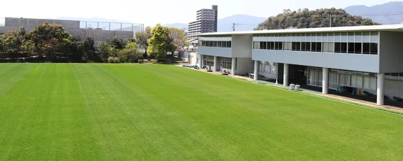 なぎさ公園小学校